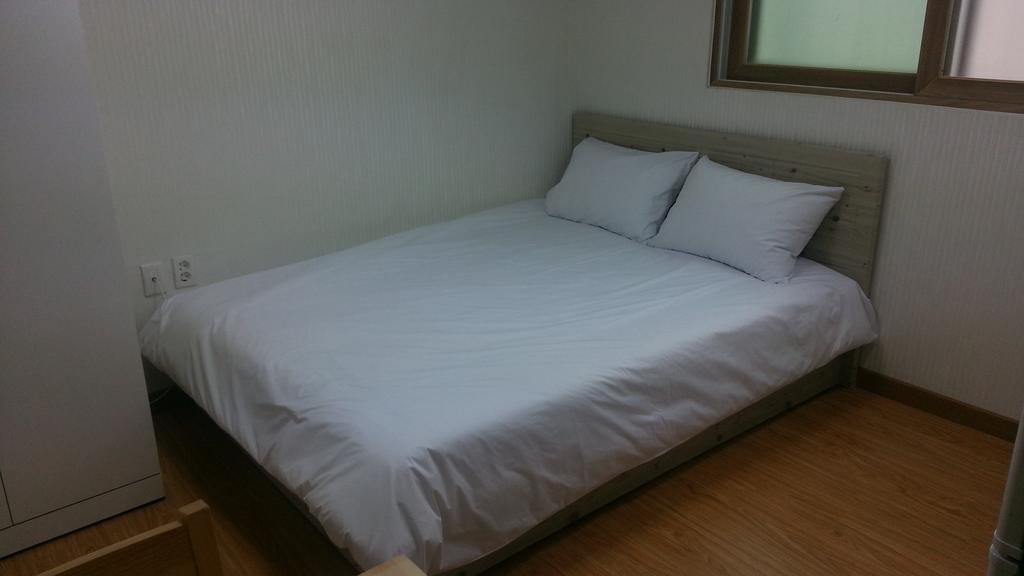 Aparthotel Hongdae & Sinchon Seoul